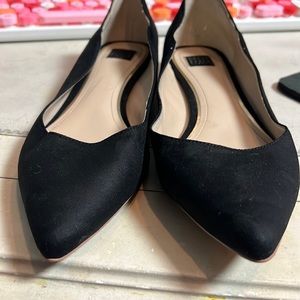 Black House White Market size 10 black suede flats